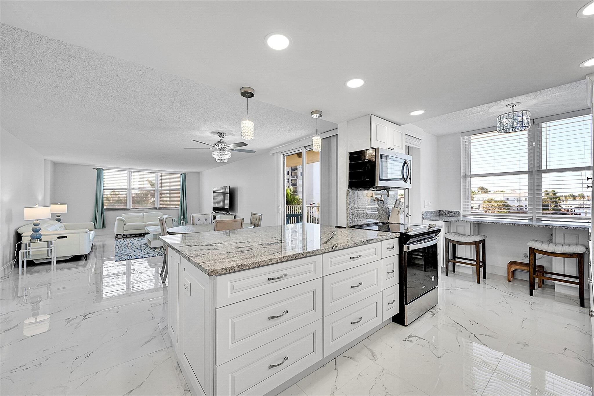STRATFORD TOWERS CONDO - Residential Lease