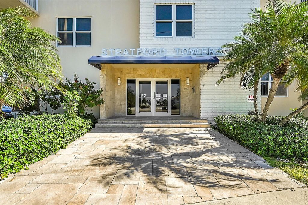 Photo of 1401 S Ocean Drive #304, Hollywood, FL 33019 (MLS # B26018416)