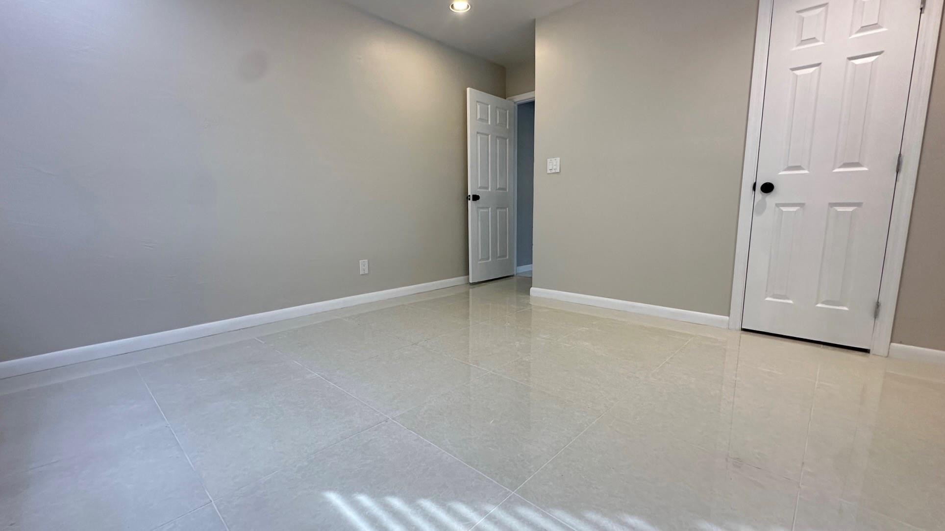 Woodland Villas 73-34 B - Residential Lease