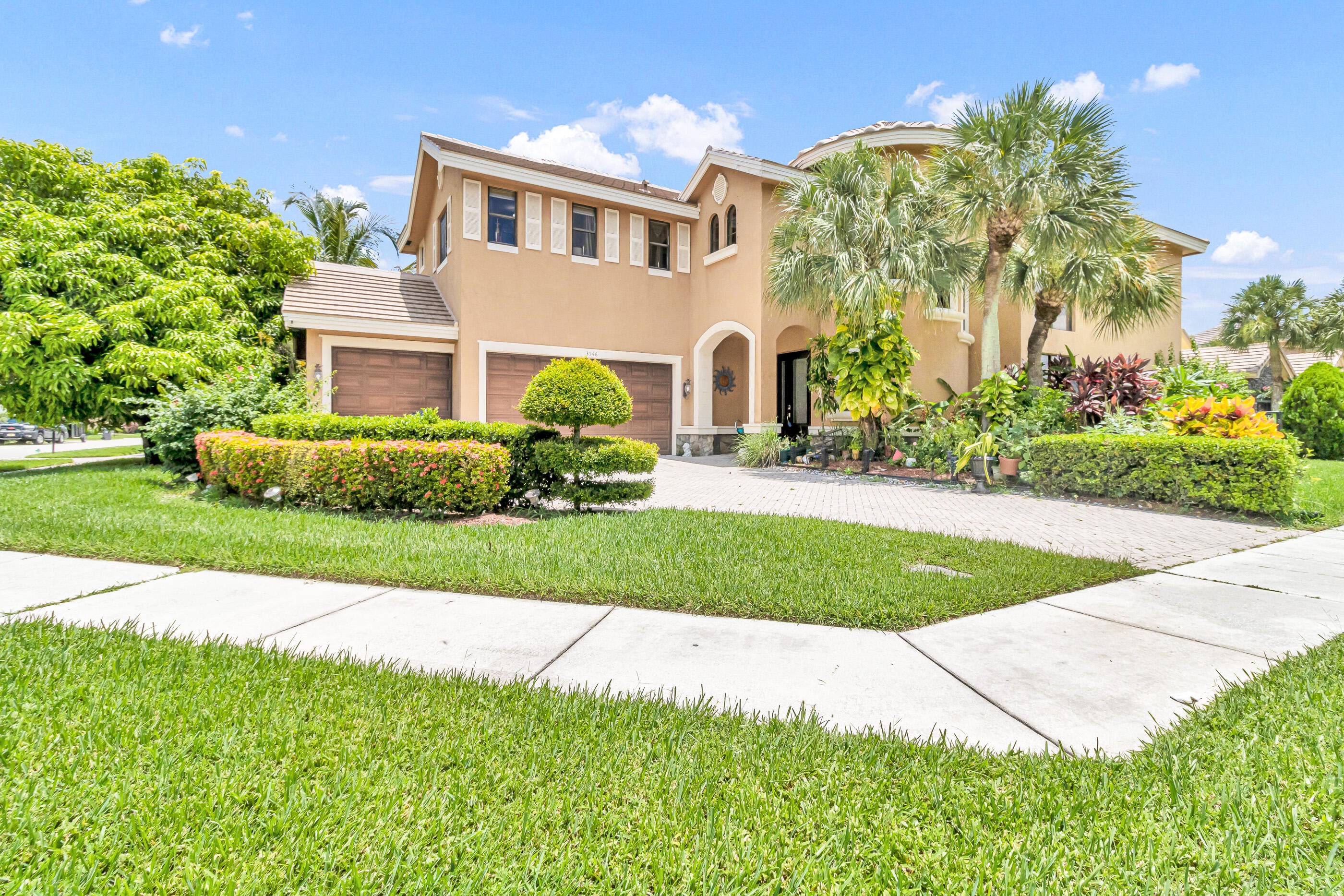 3546 Collonade Drive