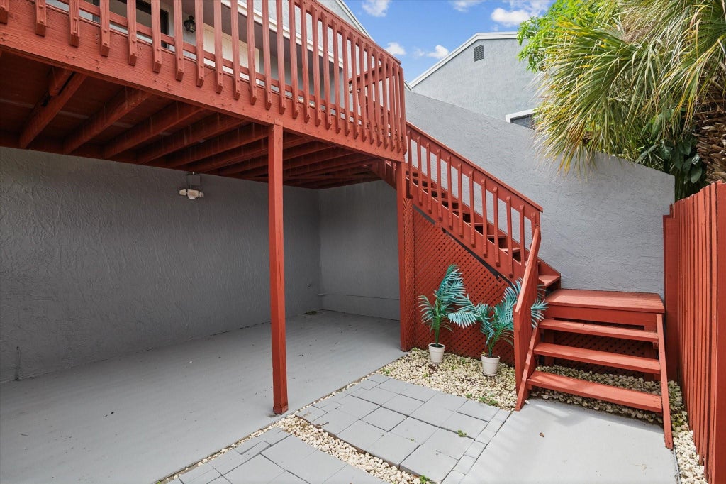 Photo of 14 Crossings Circle #14-E, Boynton Beach, FL 33435 (MLS # F10524107)