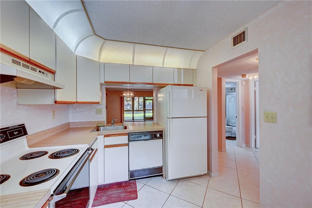 Pond Apple Place - Residential