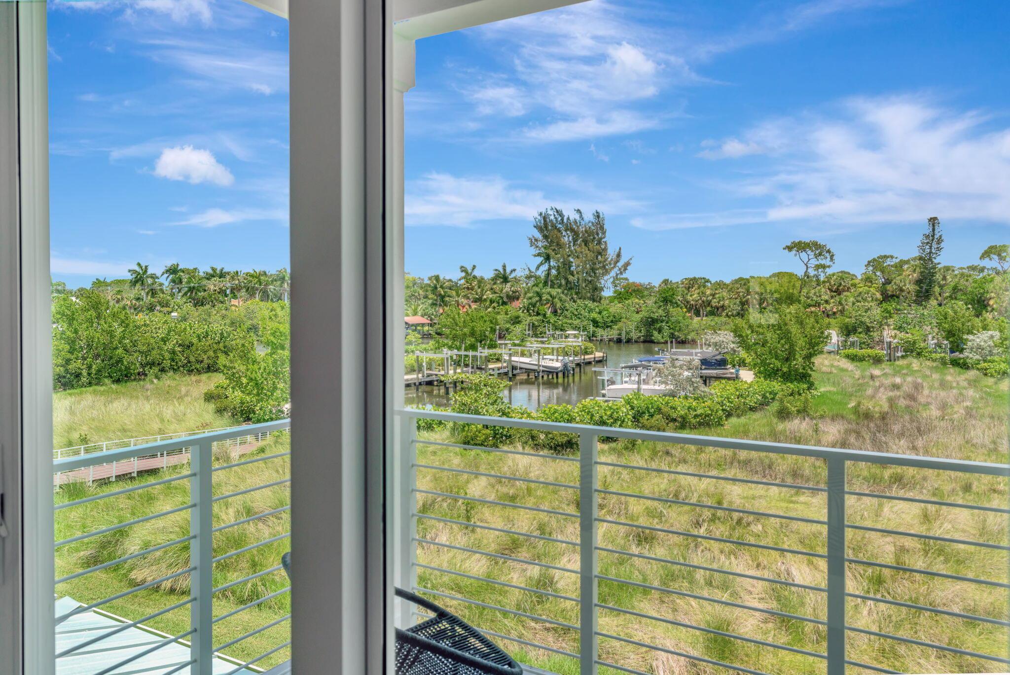 Manatee Isles - Residential Lease
