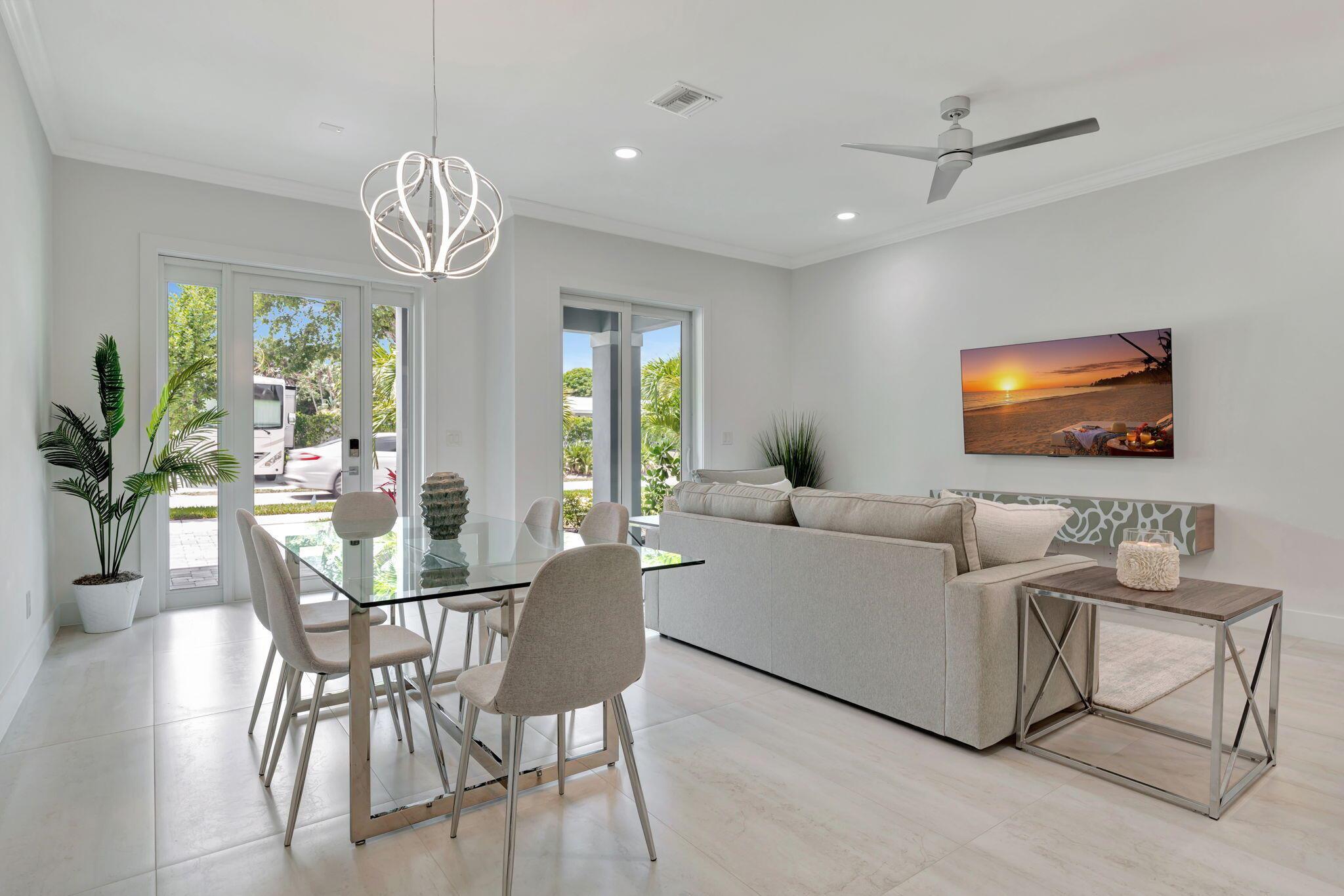 Manatee Isles - Residential Lease