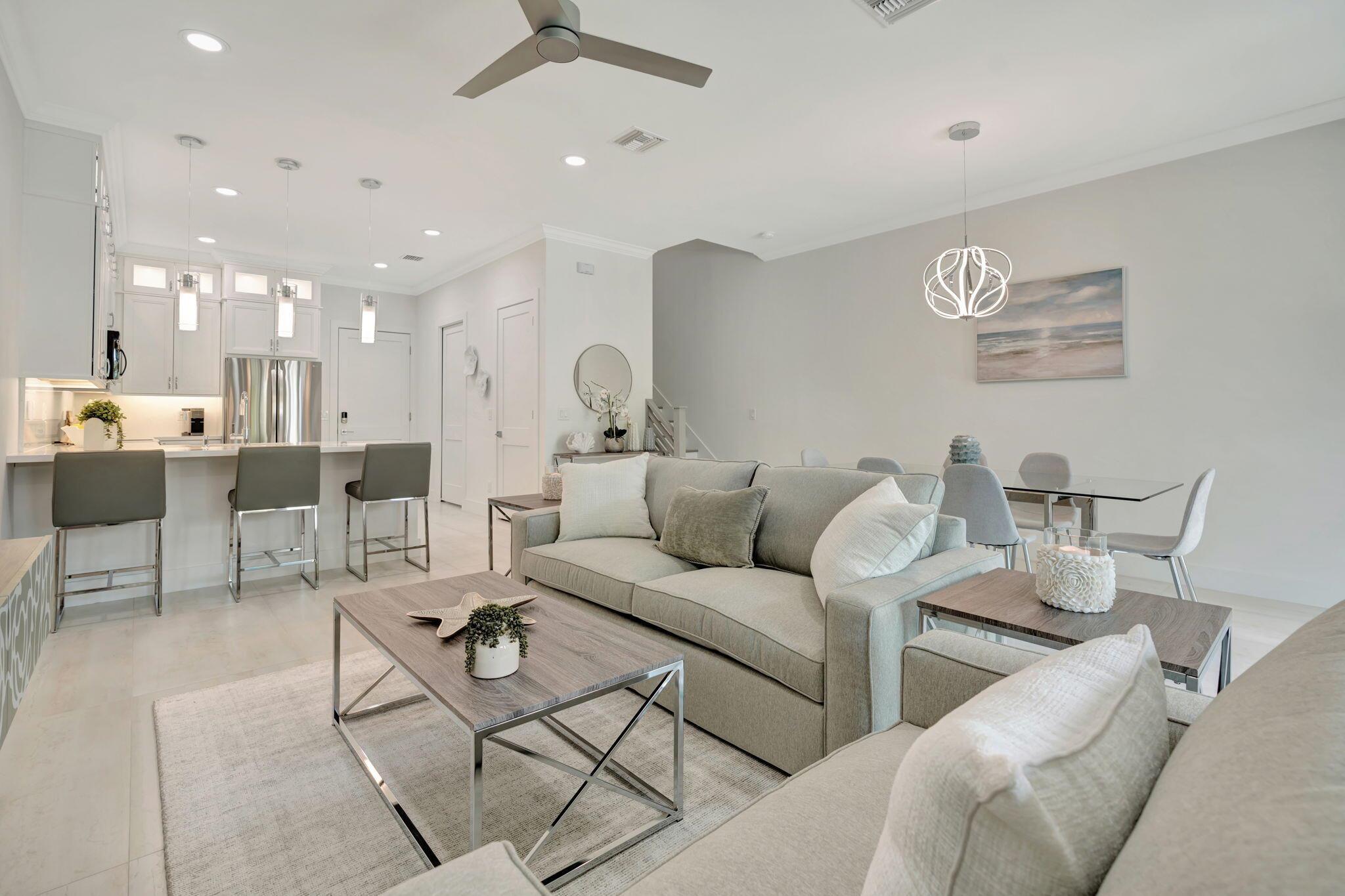 Manatee Isles - Residential Lease
