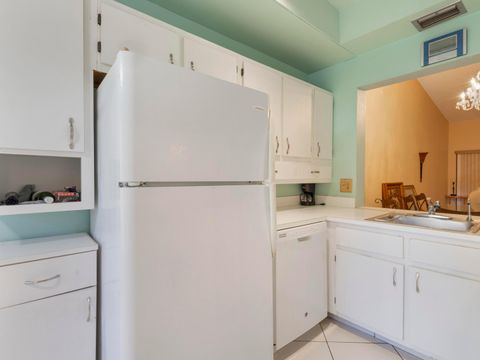 Tiny photo for 3928 Vine Trail #B, Lake Worth, FL 33467 (MLS # R11141149)