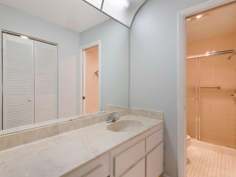 Tiny photo for 3928 Vine Trail #B, Lake Worth, FL 33467 (MLS # R11141149)