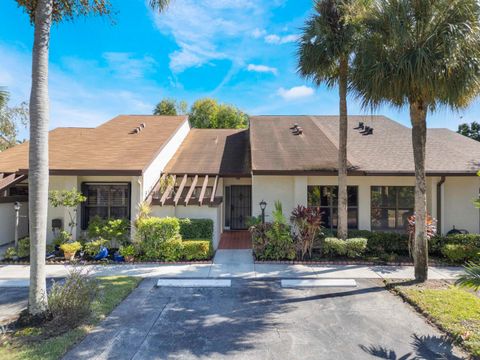 Tiny photo for 3928 Vine Trail #B, Lake Worth, FL 33467 (MLS # R11141149)