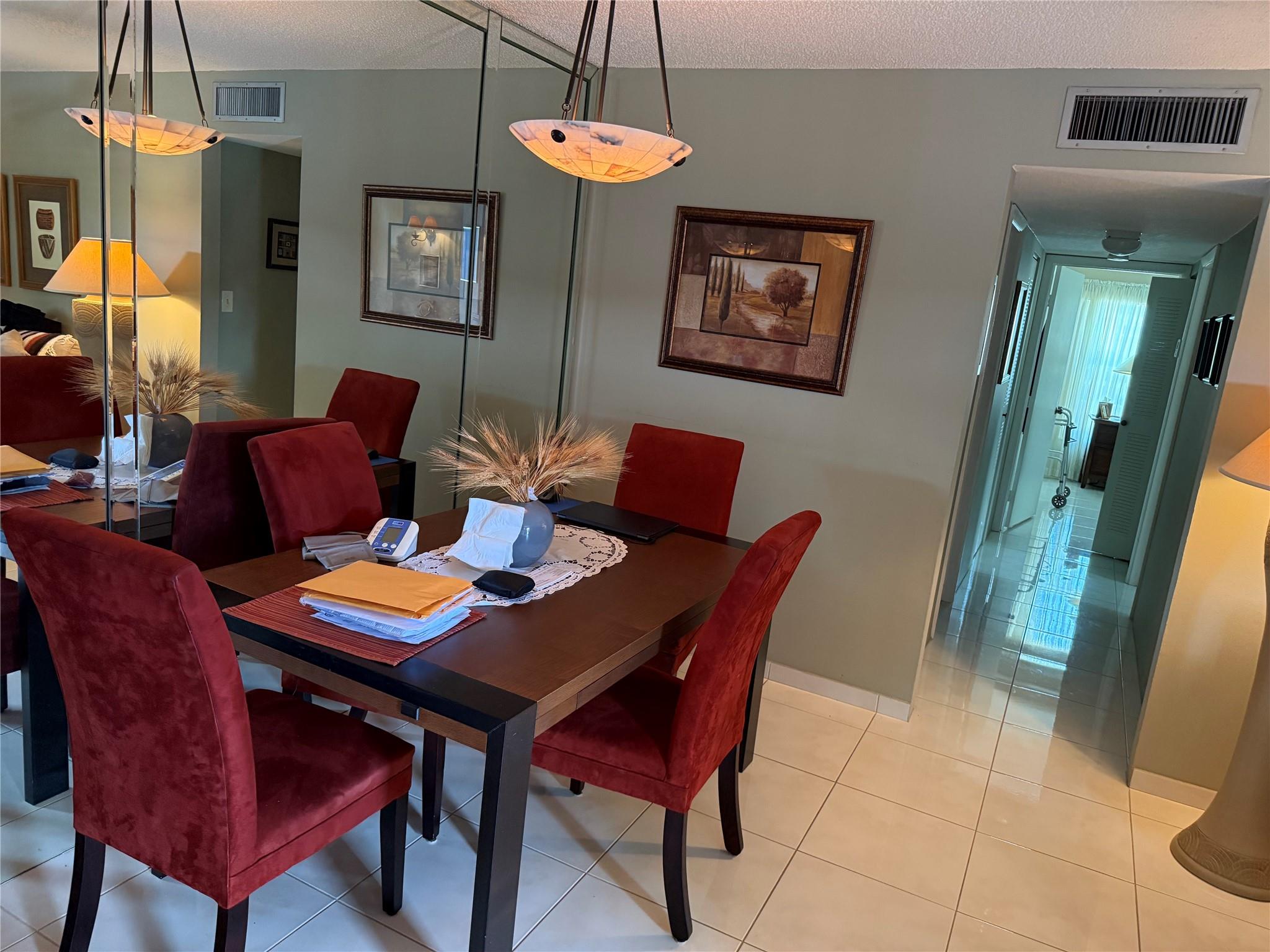 Evergreen 01 Condo 01-04 - Residential Lease