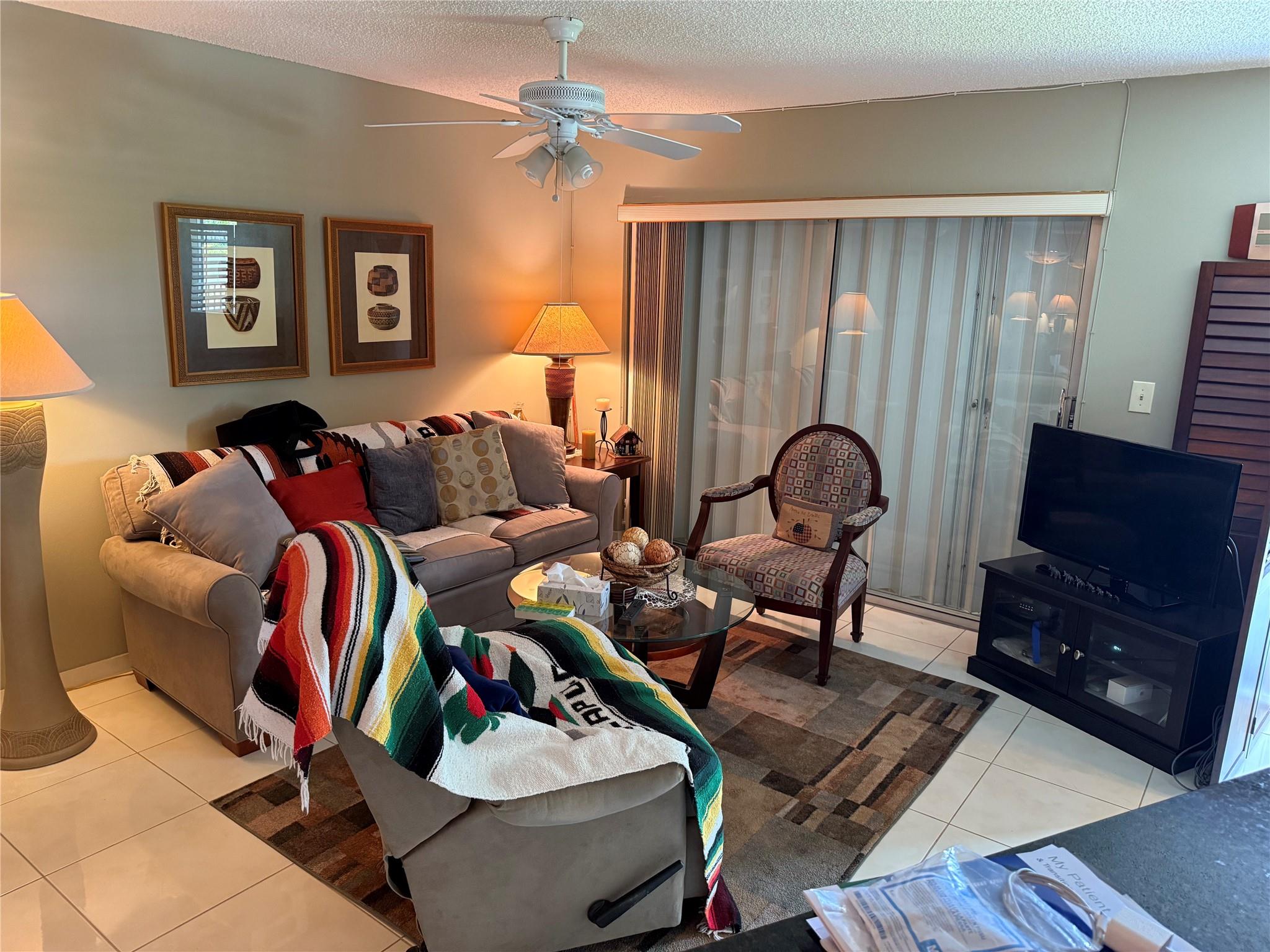 Evergreen 01 Condo 01-04 - Residential Lease