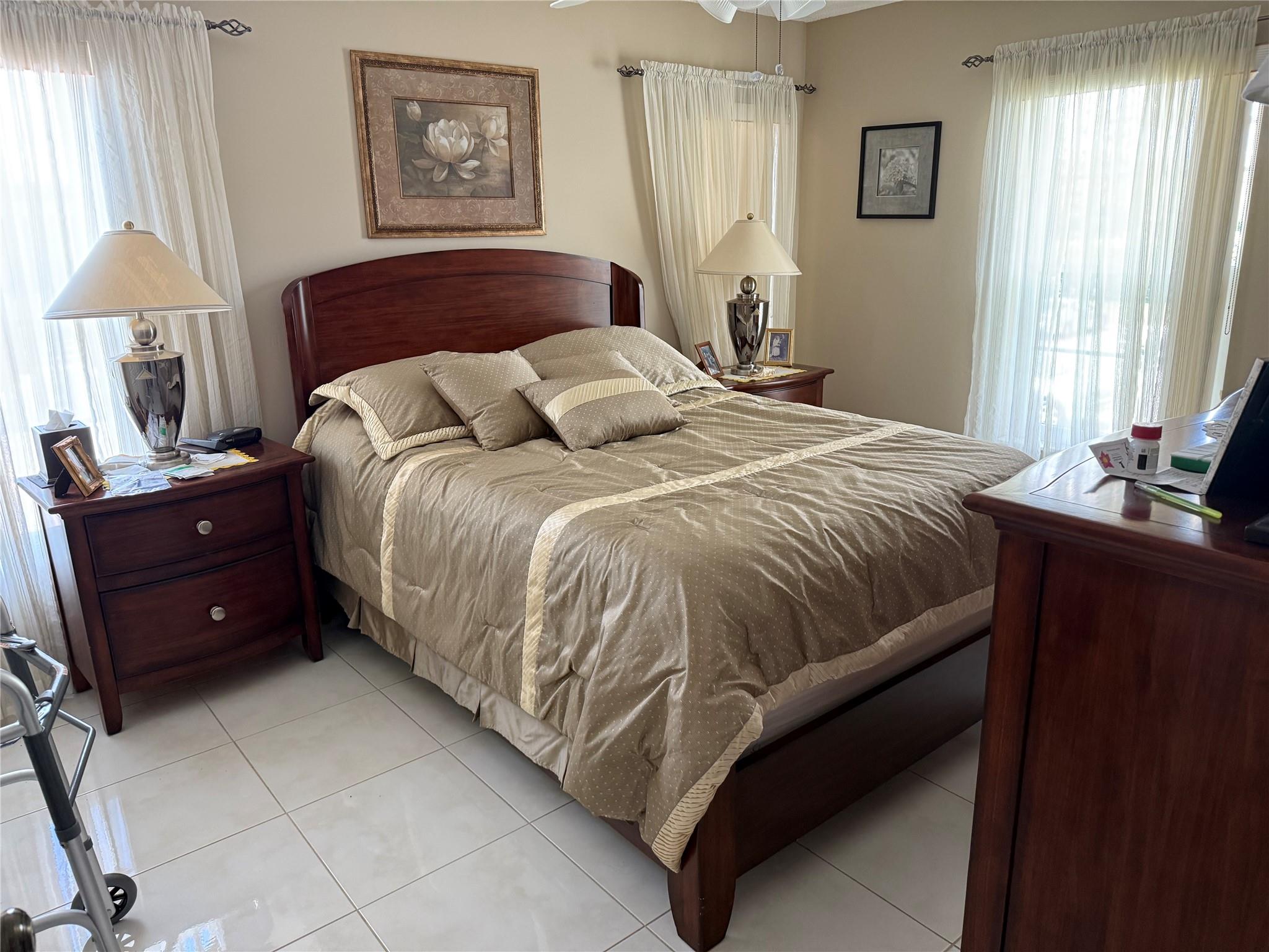 Evergreen 01 Condo 01-04 - Residential Lease