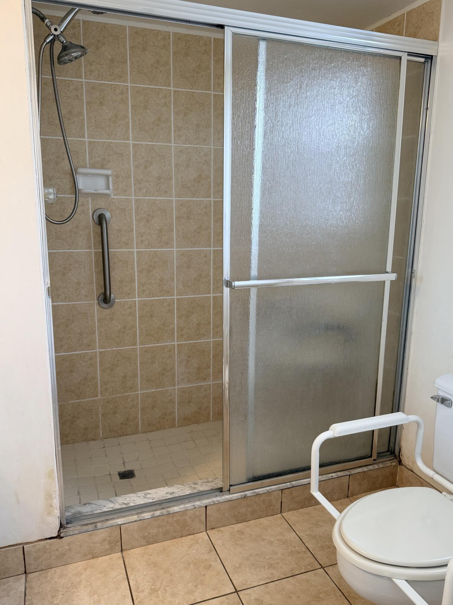 POINCIANA PLACE CONDO 1,2,8 AND 9 - Residential