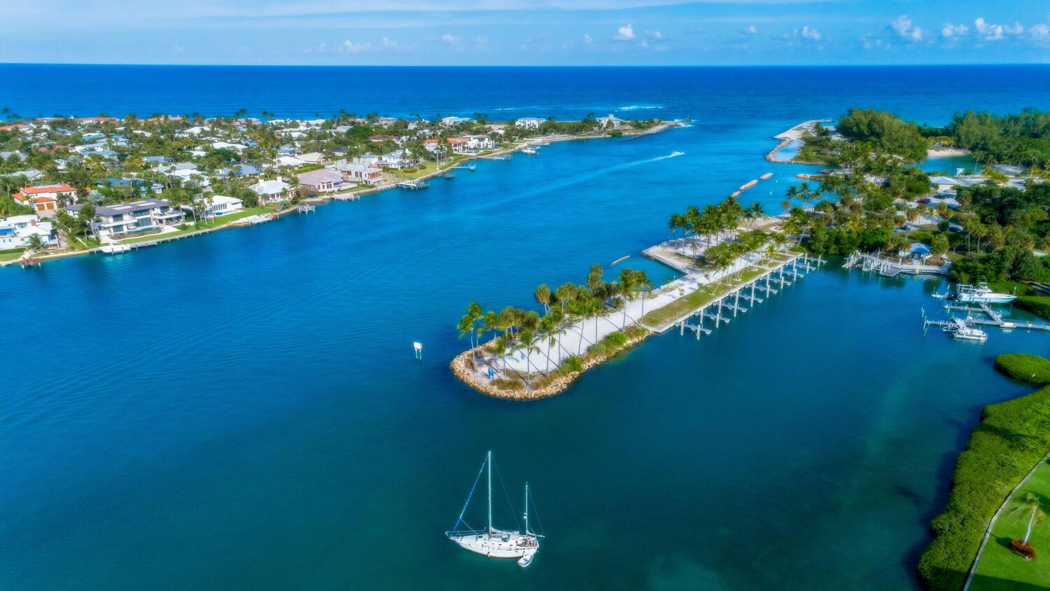 Bay Colony - Residential