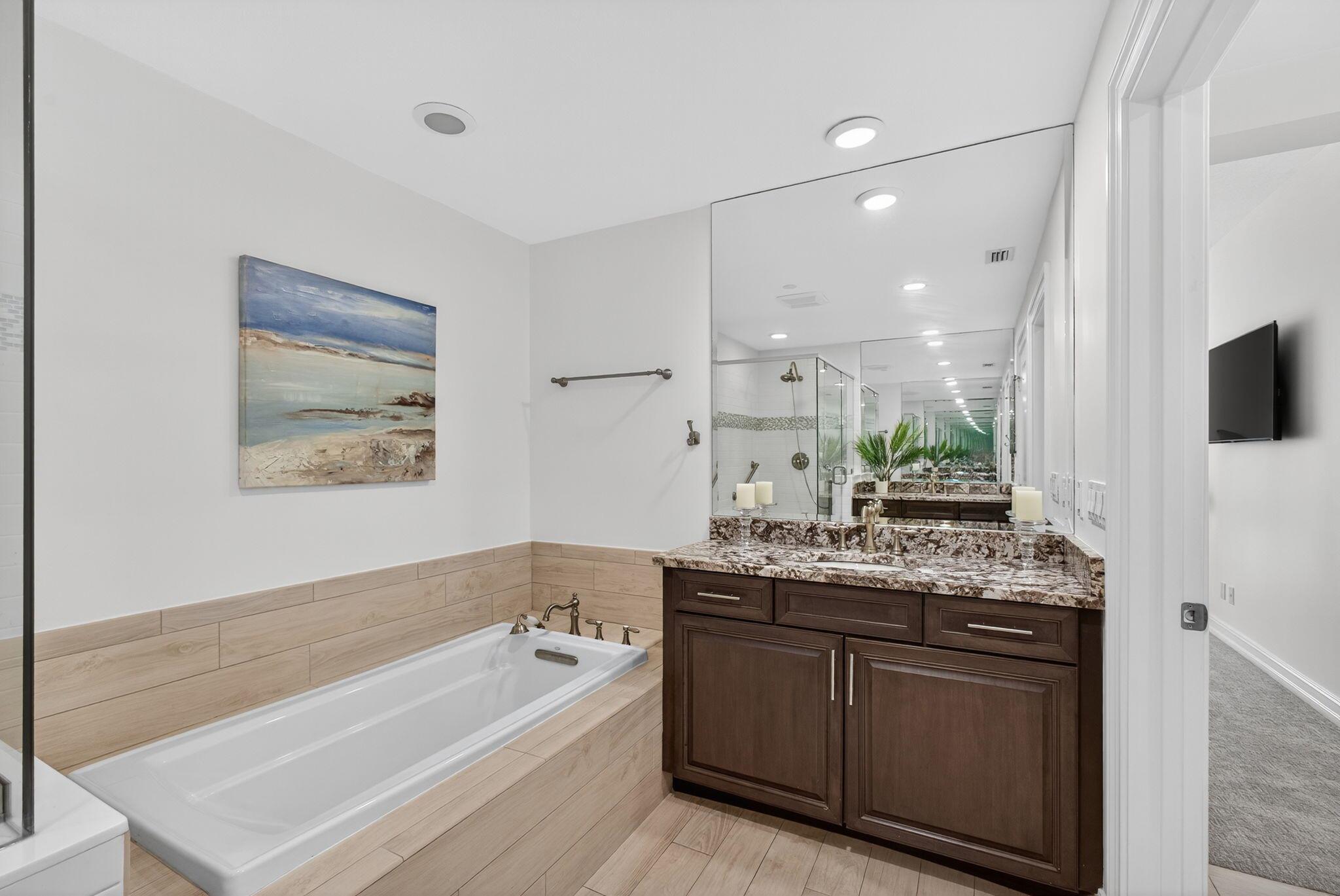 Bay Colony - Residential