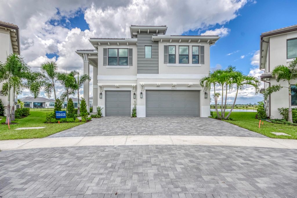 Photo of 10077 Heron Flock Drive, Palm Beach Gardens, FL 33412 (MLS # R11125327)
