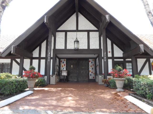 INTERBATIONAL VILLAGE - Residential