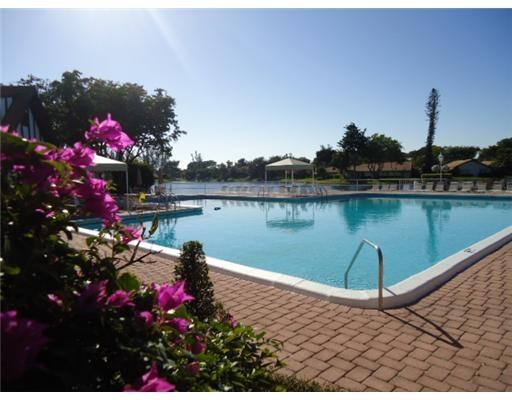 INTERBATIONAL VILLAGE - Residential