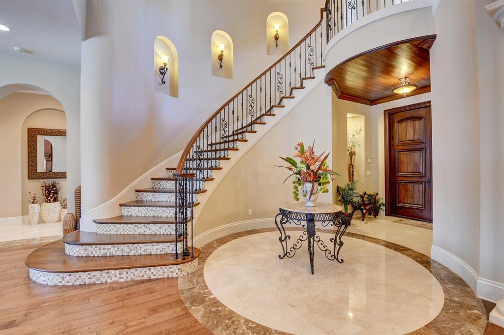 CARRIAGE HILL - Residential