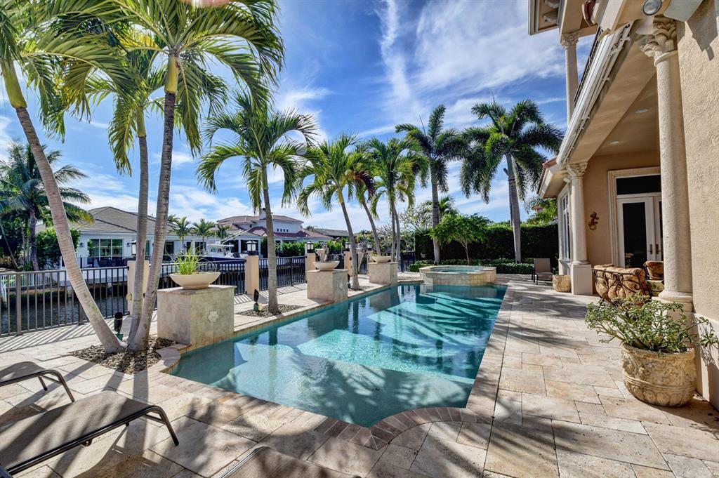 CARRIAGE HILL - Residential