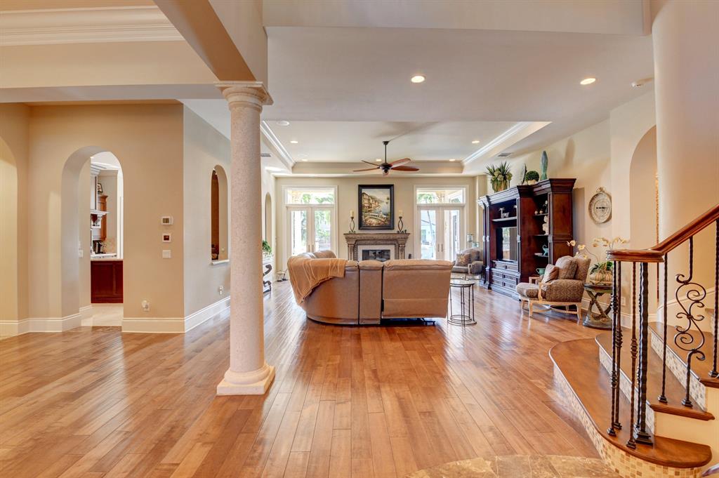 CARRIAGE HILL - Residential