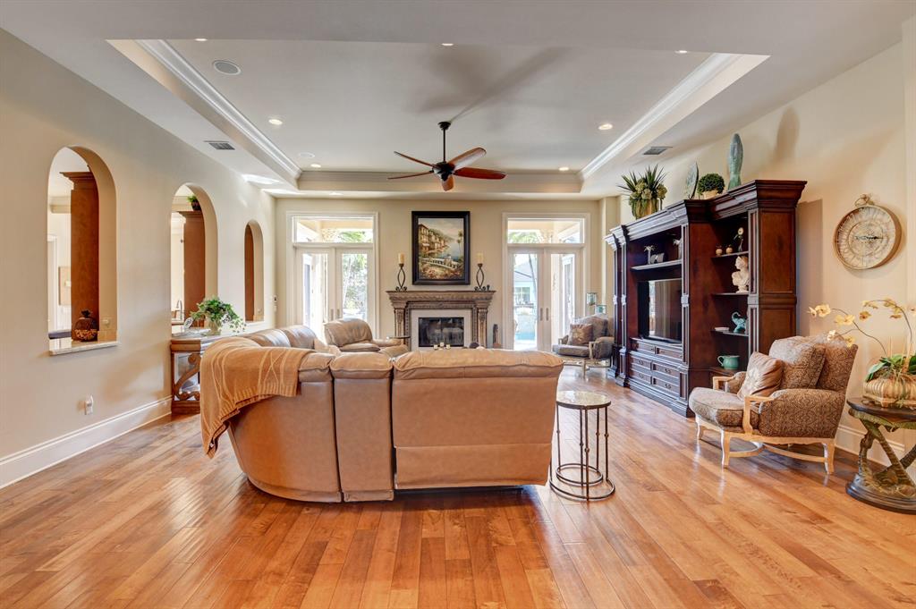 CARRIAGE HILL - Residential