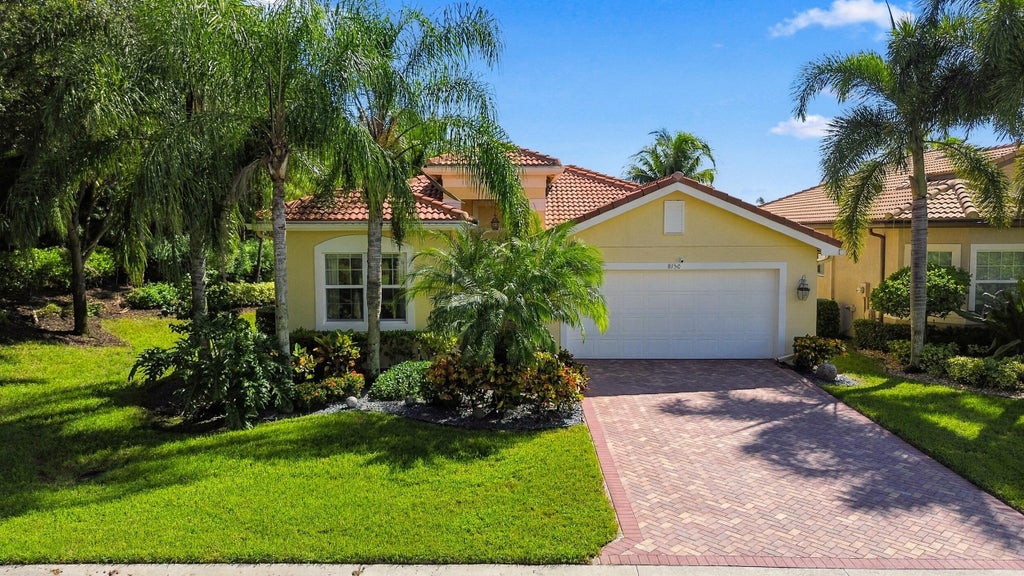 Photo of 8150 Pikes Peak Avenue, Boynton Beach, FL 33473 (MLS # B26090108)
