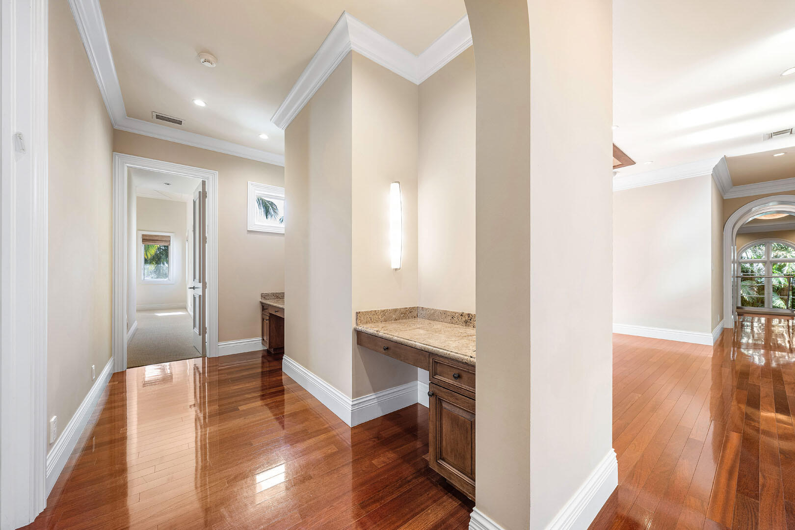 ROYAL PALM YACHT & COUNTRY CLUB - Residential