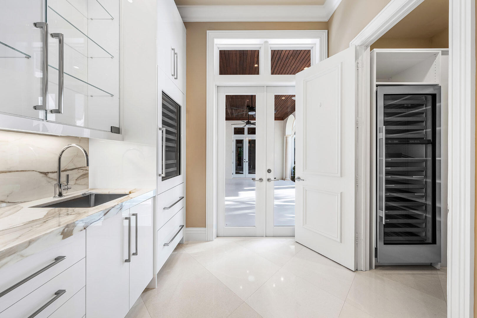 ROYAL PALM YACHT & COUNTRY CLUB - Residential