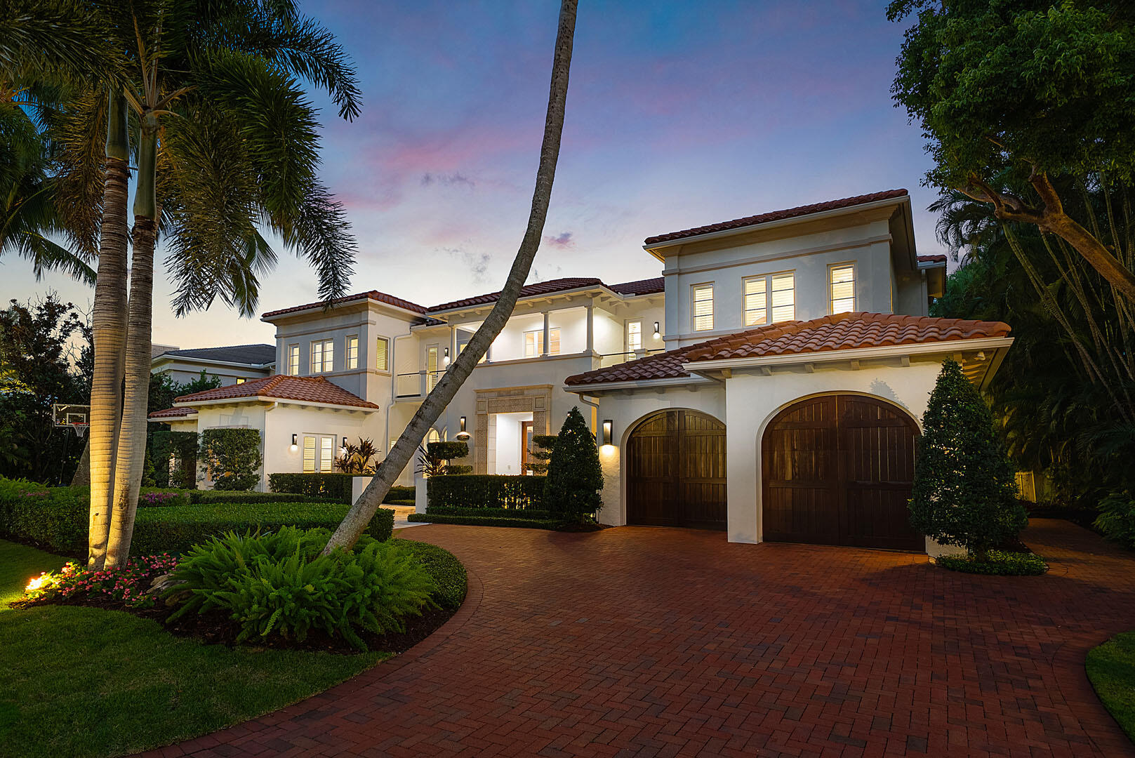 ROYAL PALM YACHT & COUNTRY CLUB - Residential