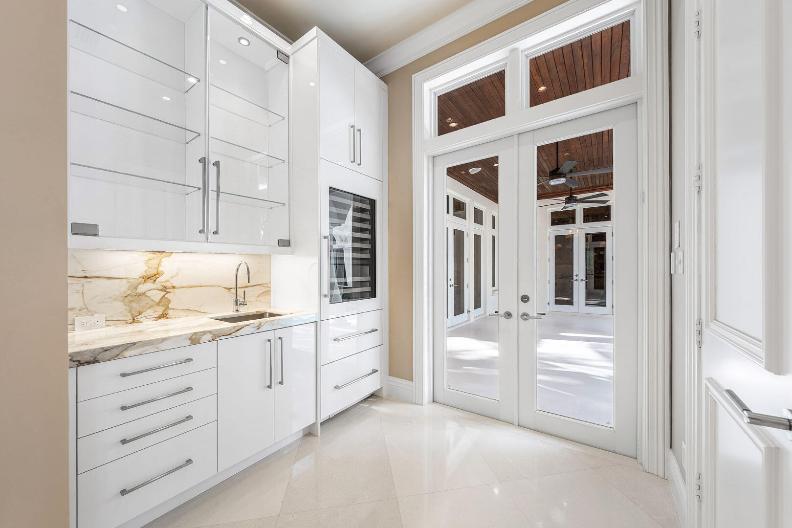 ROYAL PALM YACHT & COUNTRY CLUB - Residential