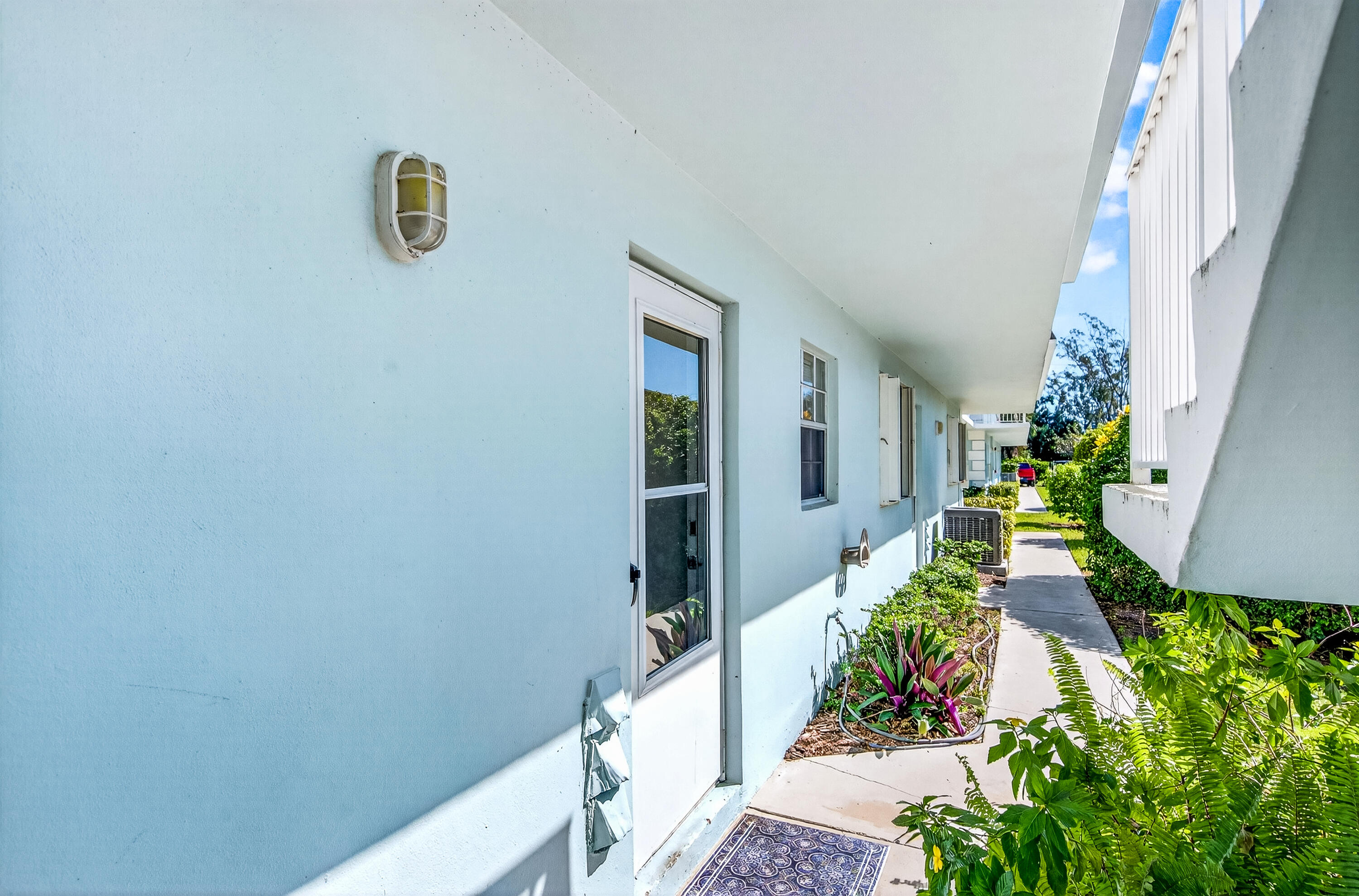 PINETREE VILLAGE - Residential