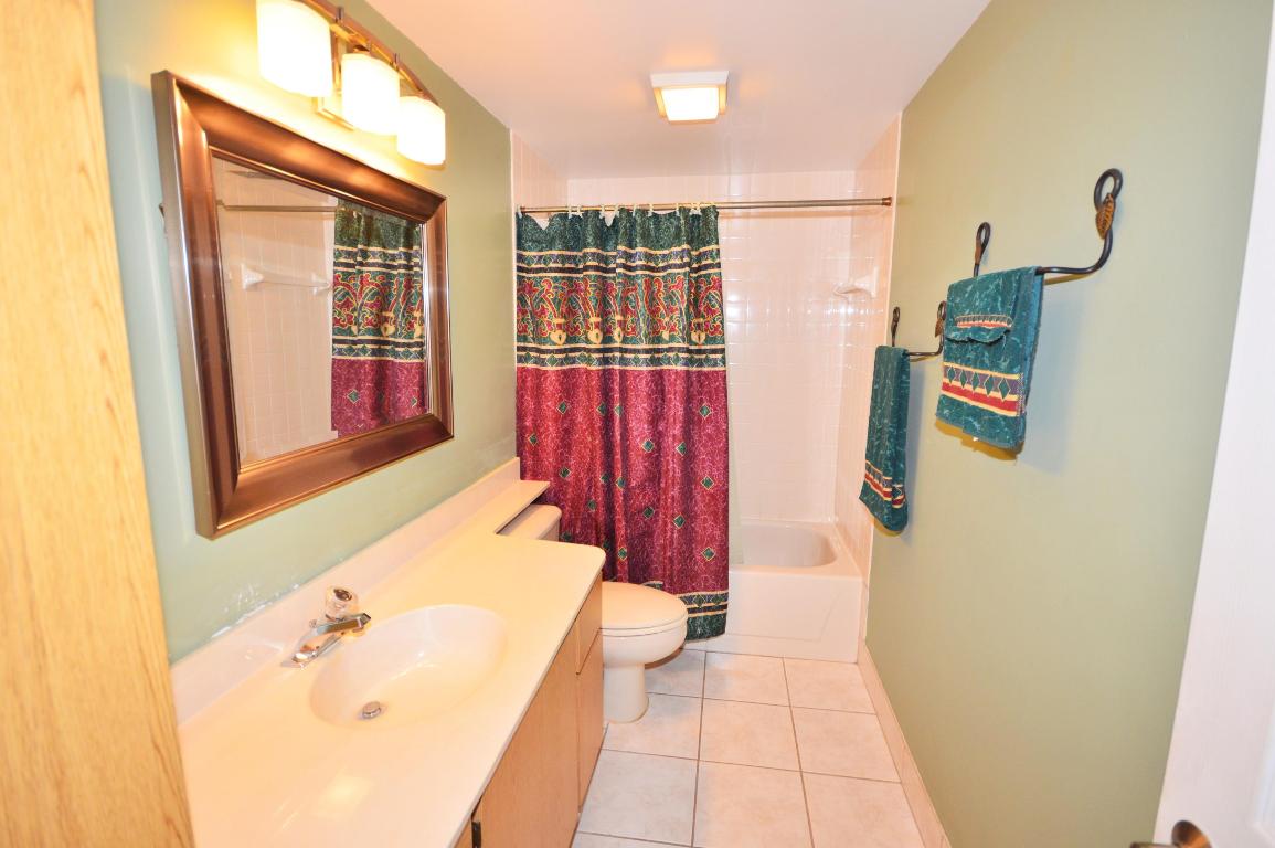 HERITAGE VILLAGE OF P B LAKES - Residential