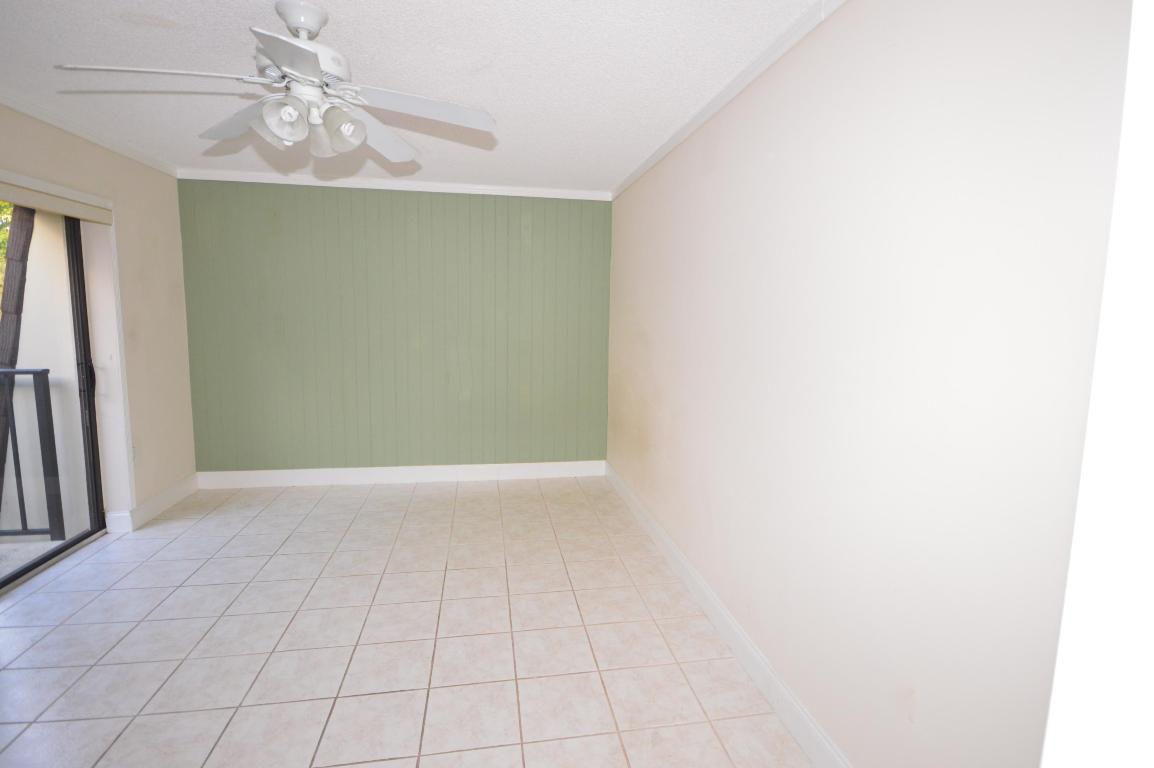 HERITAGE VILLAGE OF P B LAKES - Residential