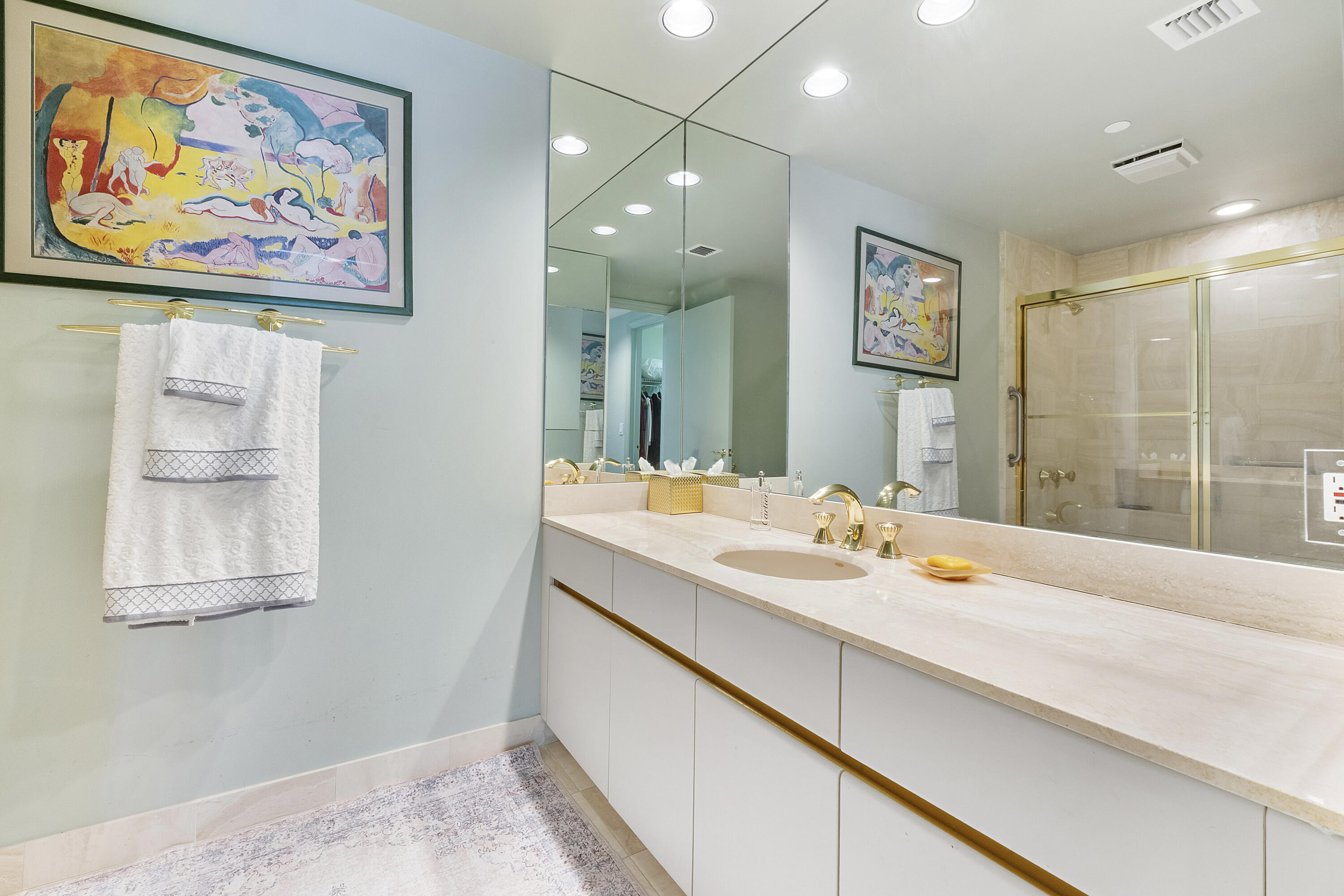 FAIRWAY POINT CONDO - Residential