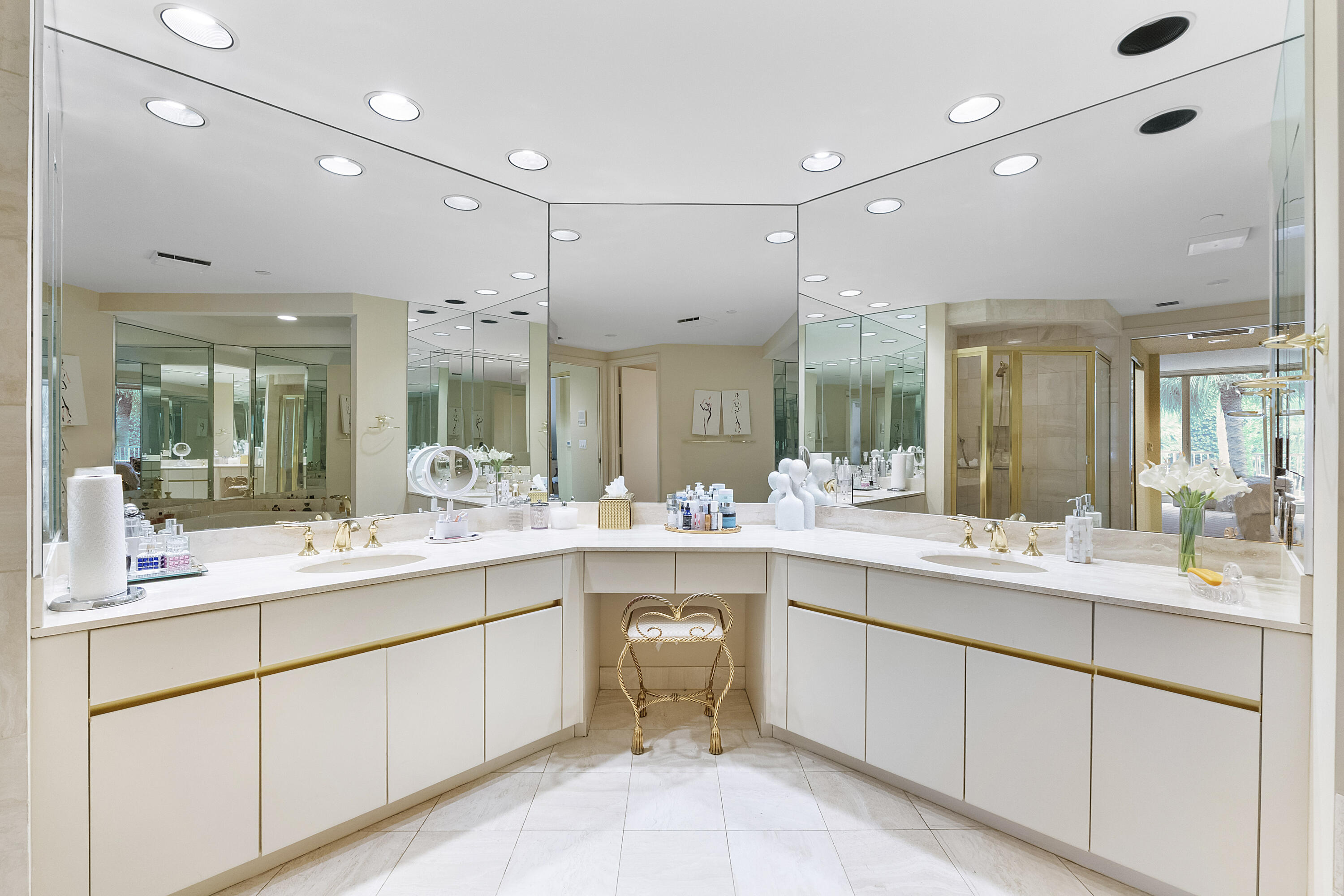 FAIRWAY POINT CONDO - Residential