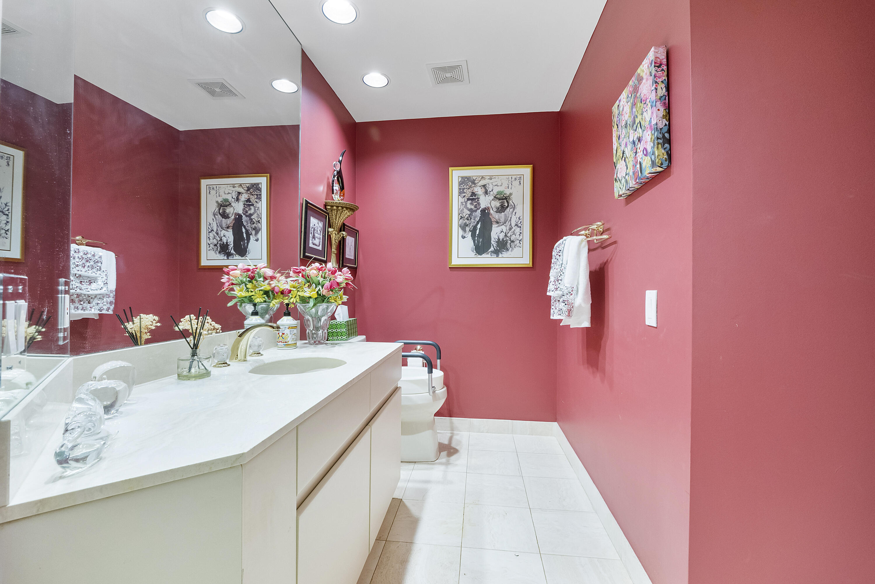 FAIRWAY POINT CONDO - Residential