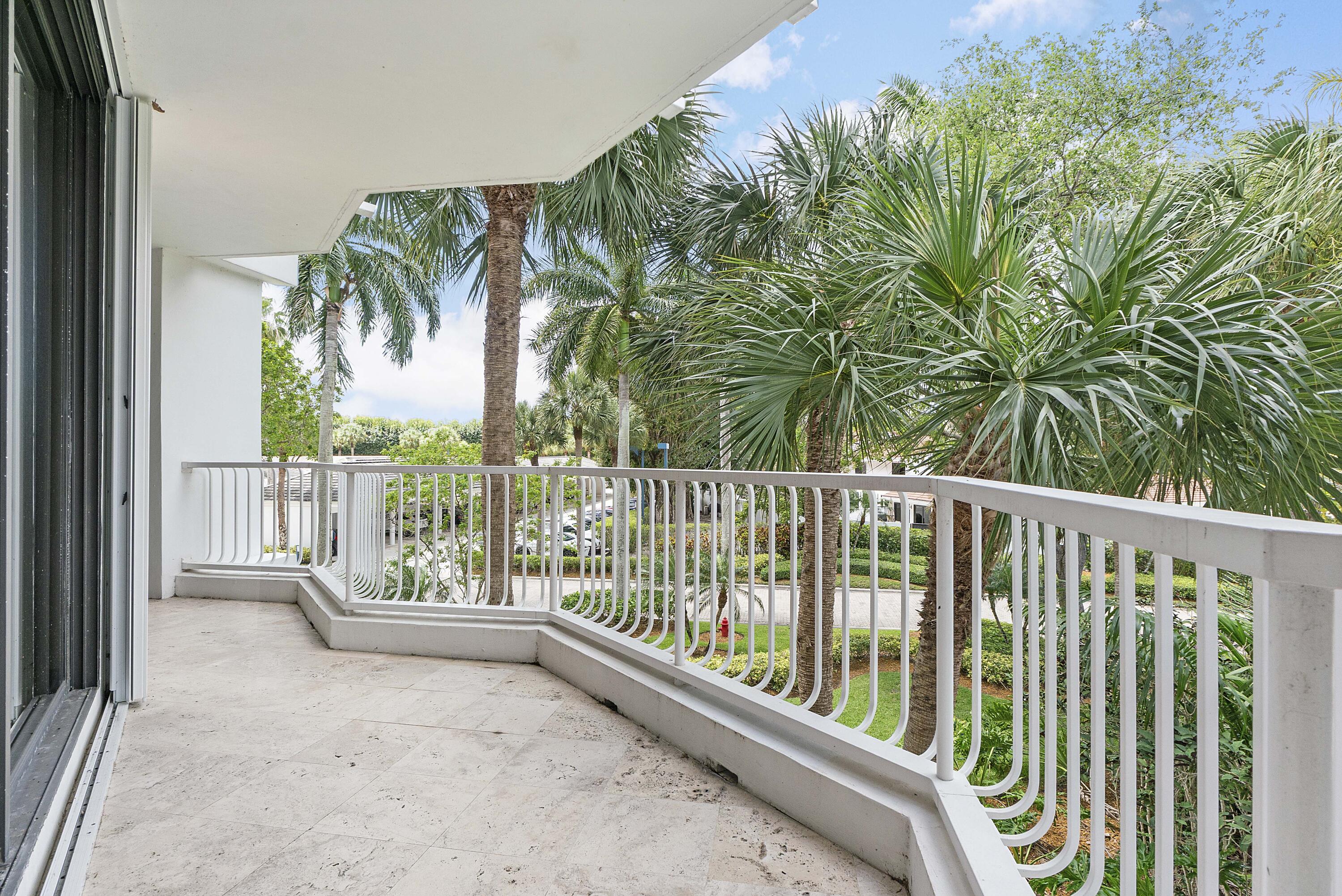 FAIRWAY POINT CONDO - Residential