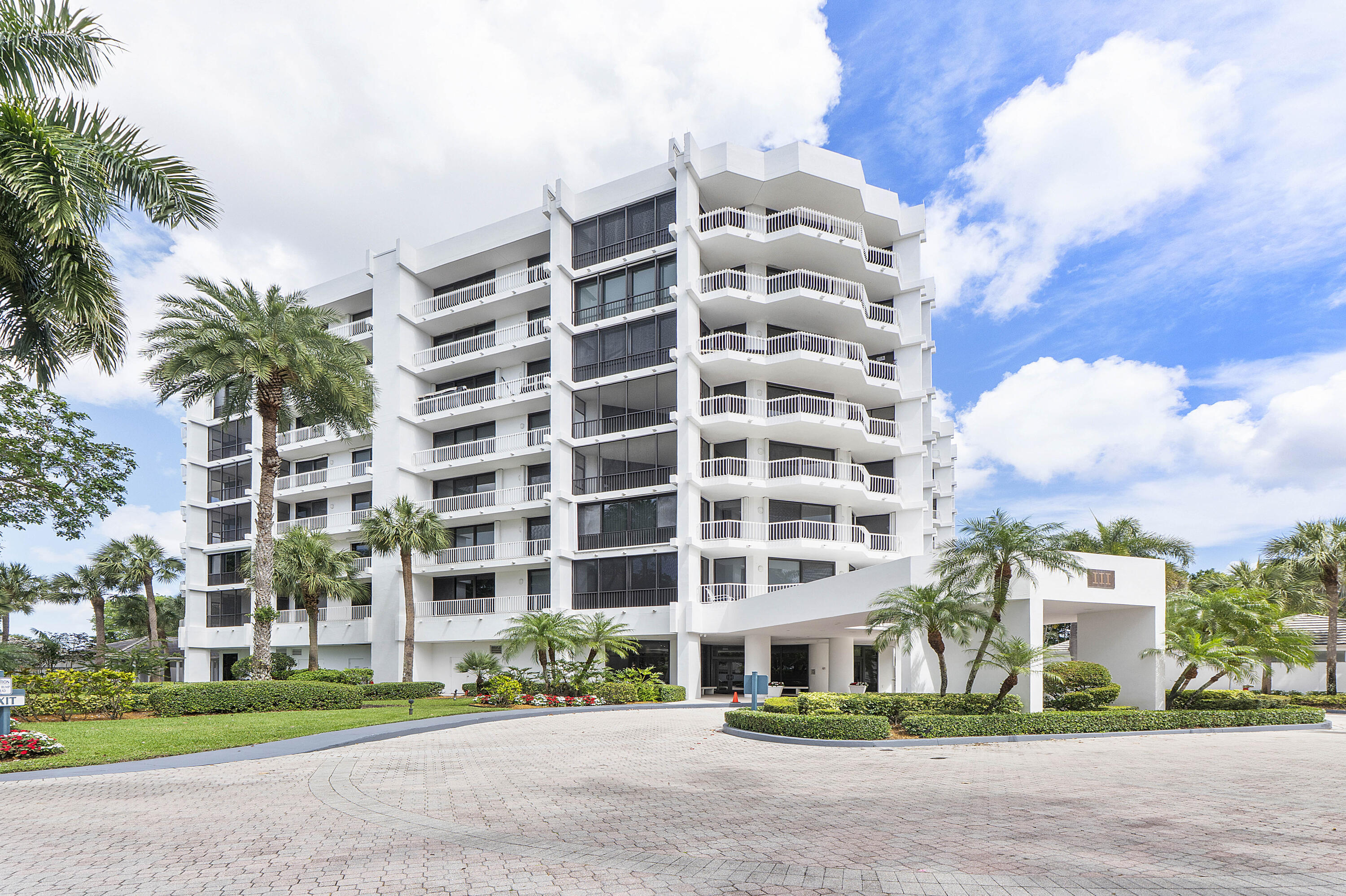 FAIRWAY POINT CONDO - Residential