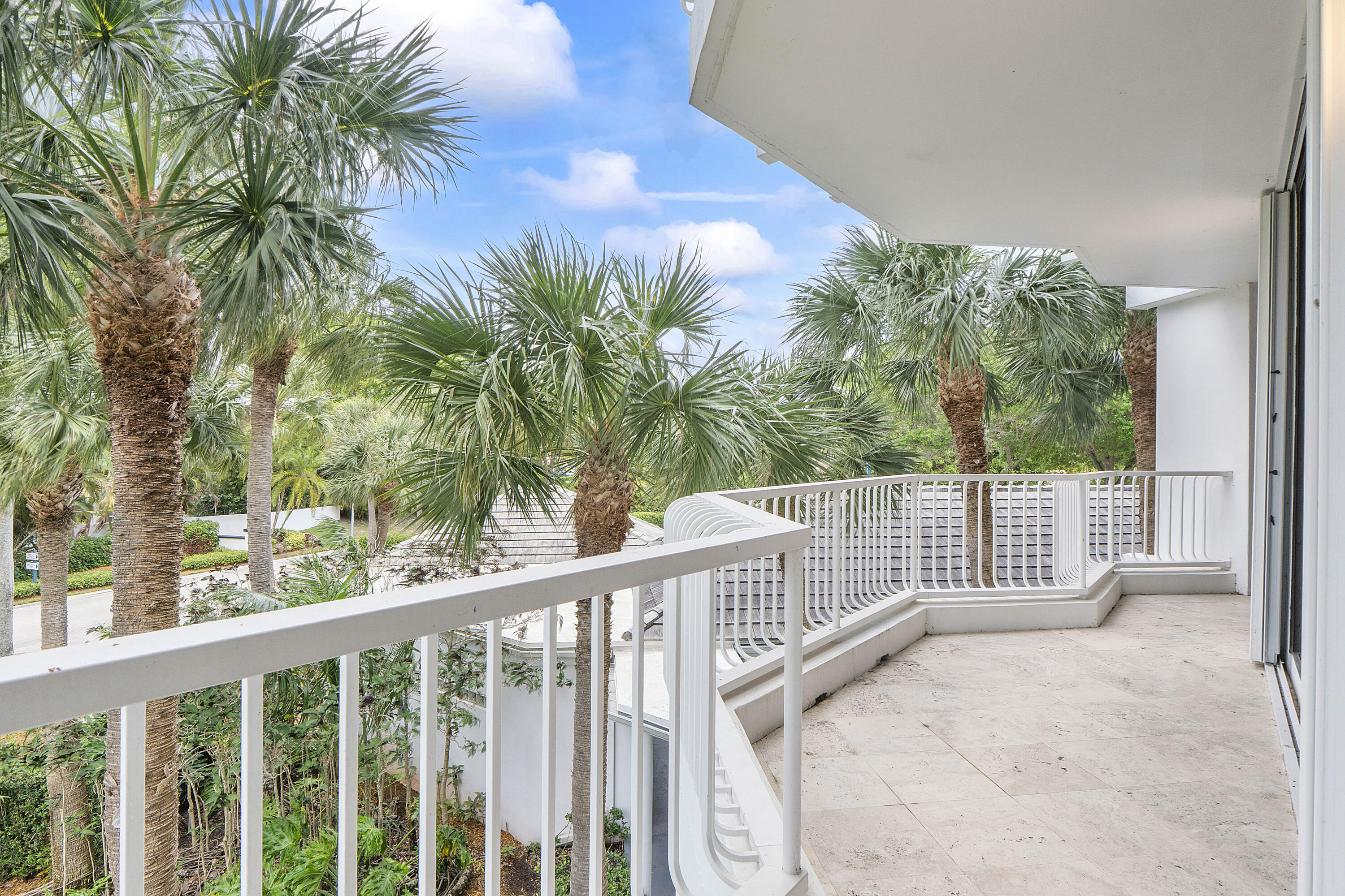 FAIRWAY POINT CONDO - Residential