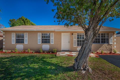 630 SW 81st Terrace Pompano Beach FL 33068