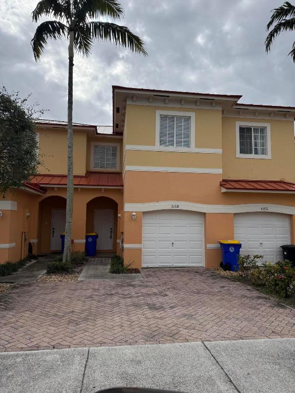 MARINER VILLAGE OF MARTIN COUNTY CONDO - Residential