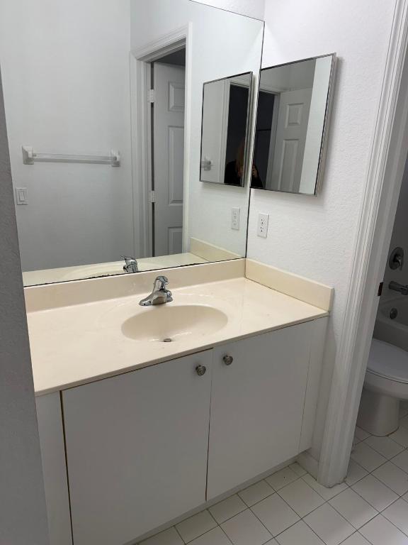 MARINER VILLAGE OF MARTIN COUNTY CONDO - Residential