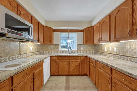 Tiny photo for 1745 NE 36TH Street, Oakland Park, FL 33334 (MLS # B26053114)
