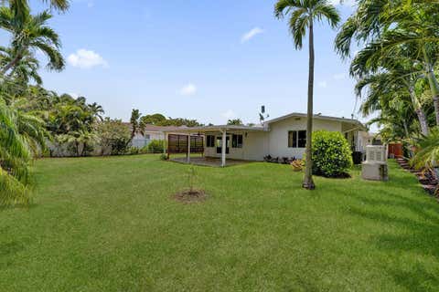 Tiny photo for 1745 NE 36TH Street, Oakland Park, FL 33334 (MLS # B26053114)