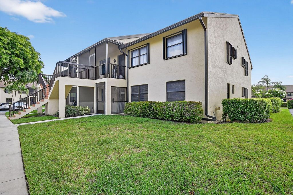 Photo of 4707 Lucerne Lakes Boulevard E #102, Lake Worth, FL 33467 (MLS # R11107964)