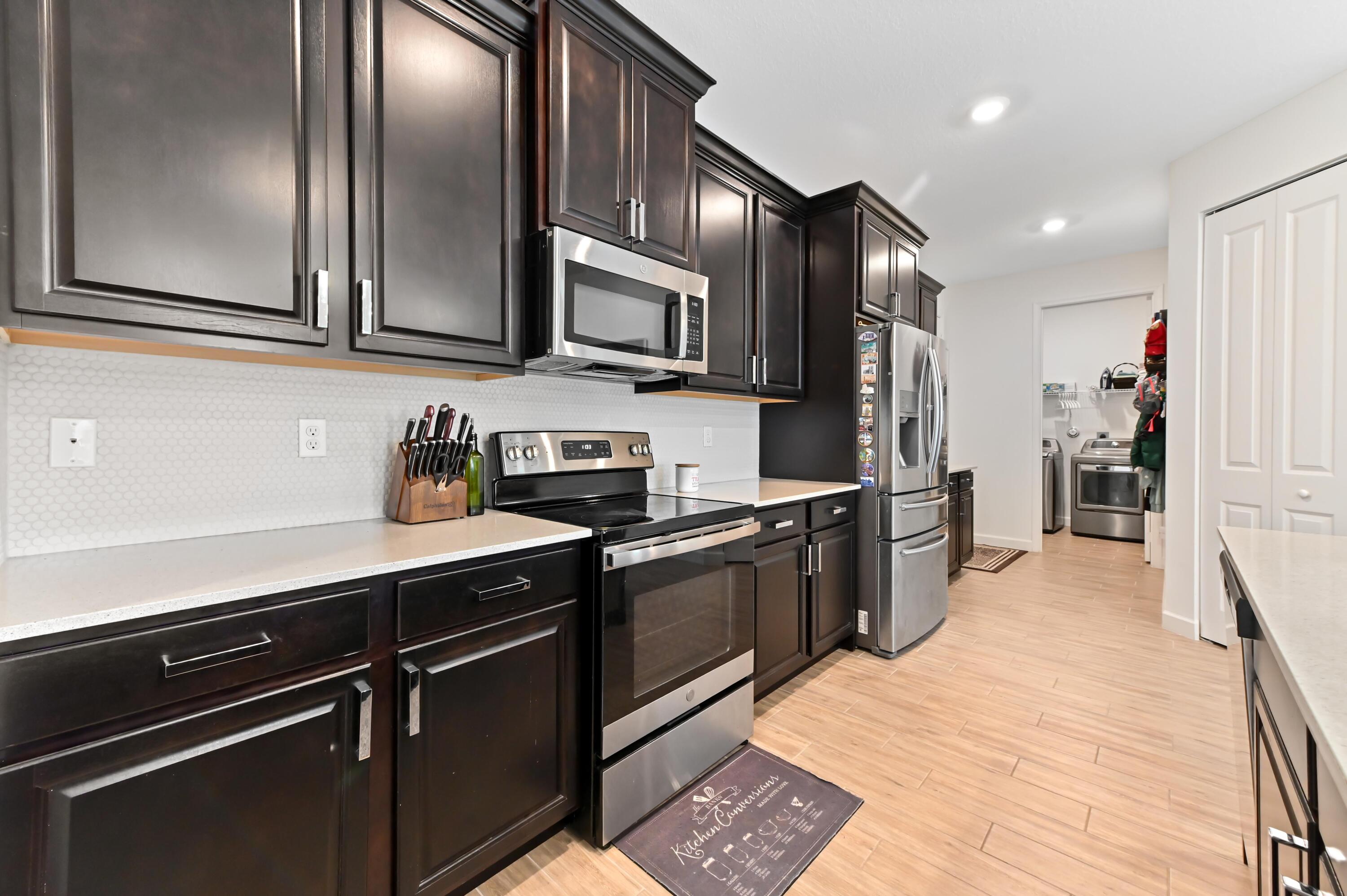 CRESTWOOD NORTH - Residential