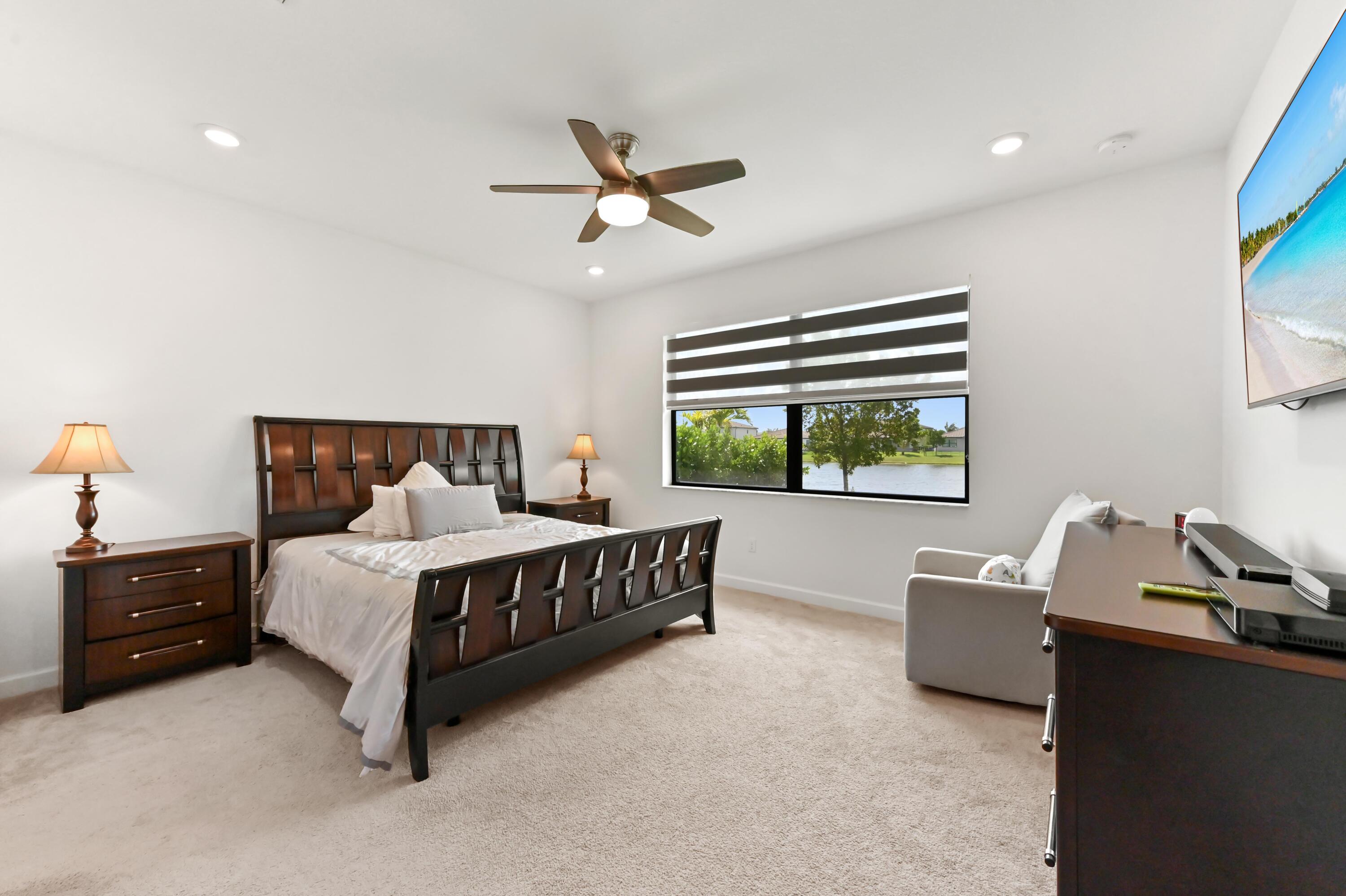 CRESTWOOD NORTH - Residential