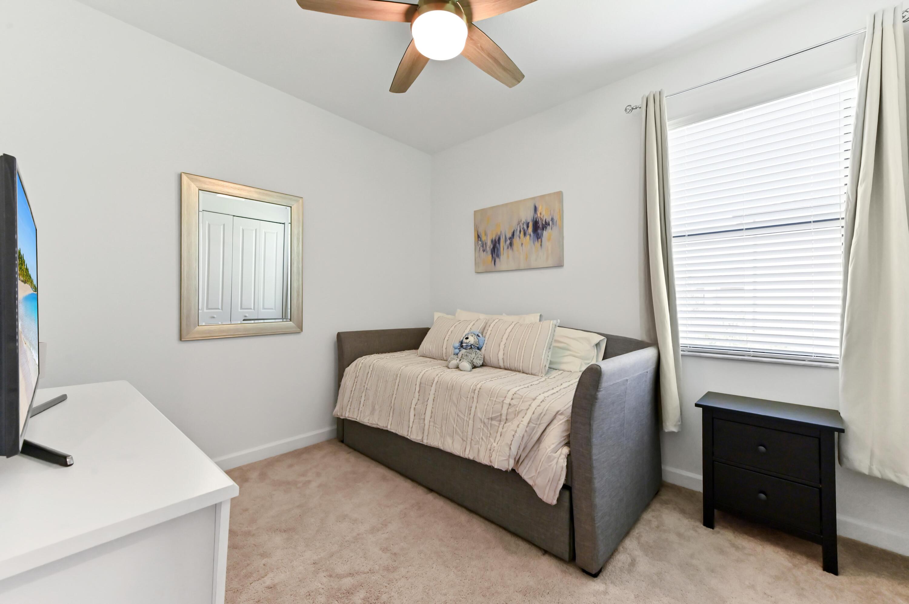 CRESTWOOD NORTH - Residential