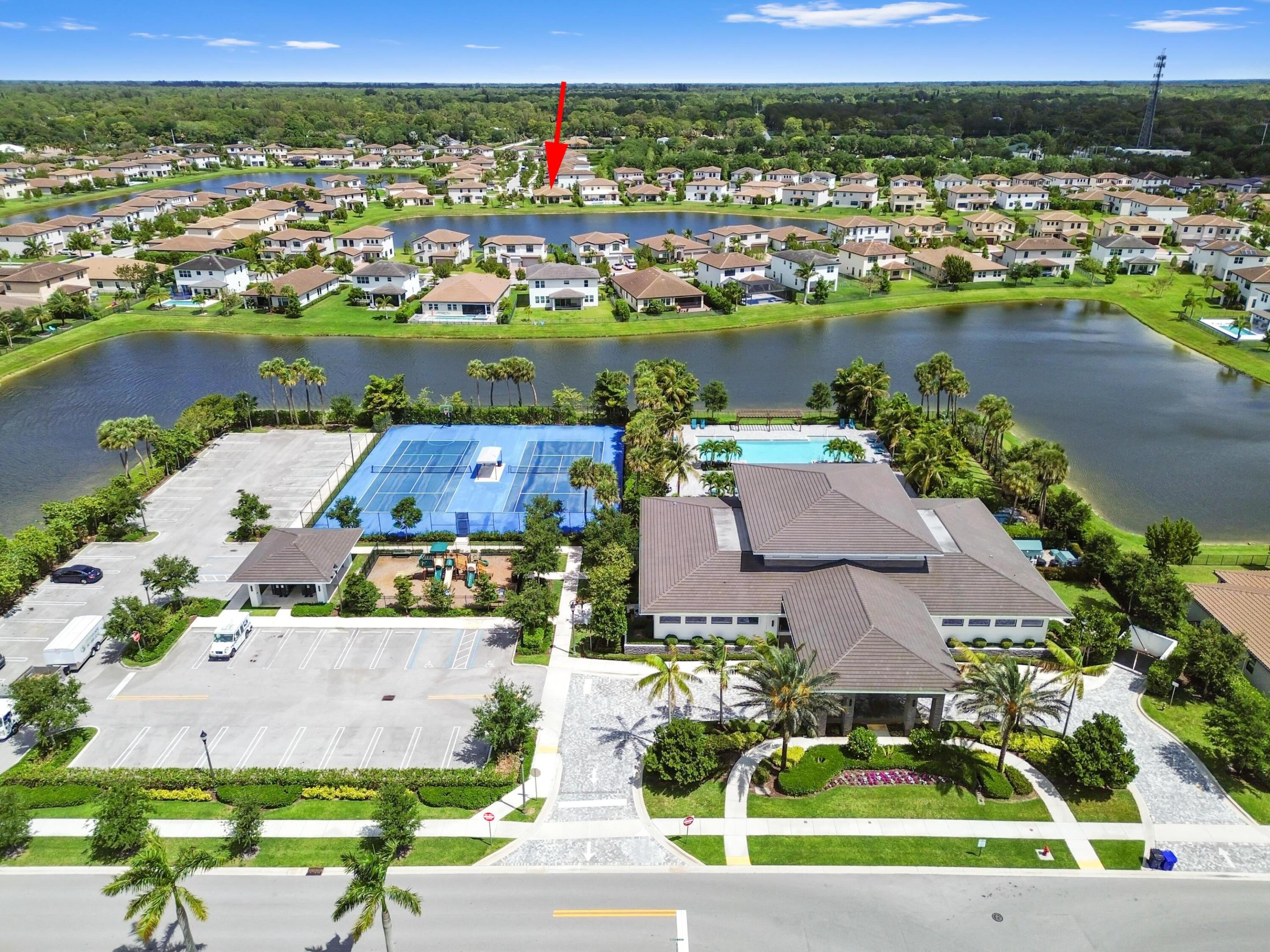 CRESTWOOD NORTH - Residential