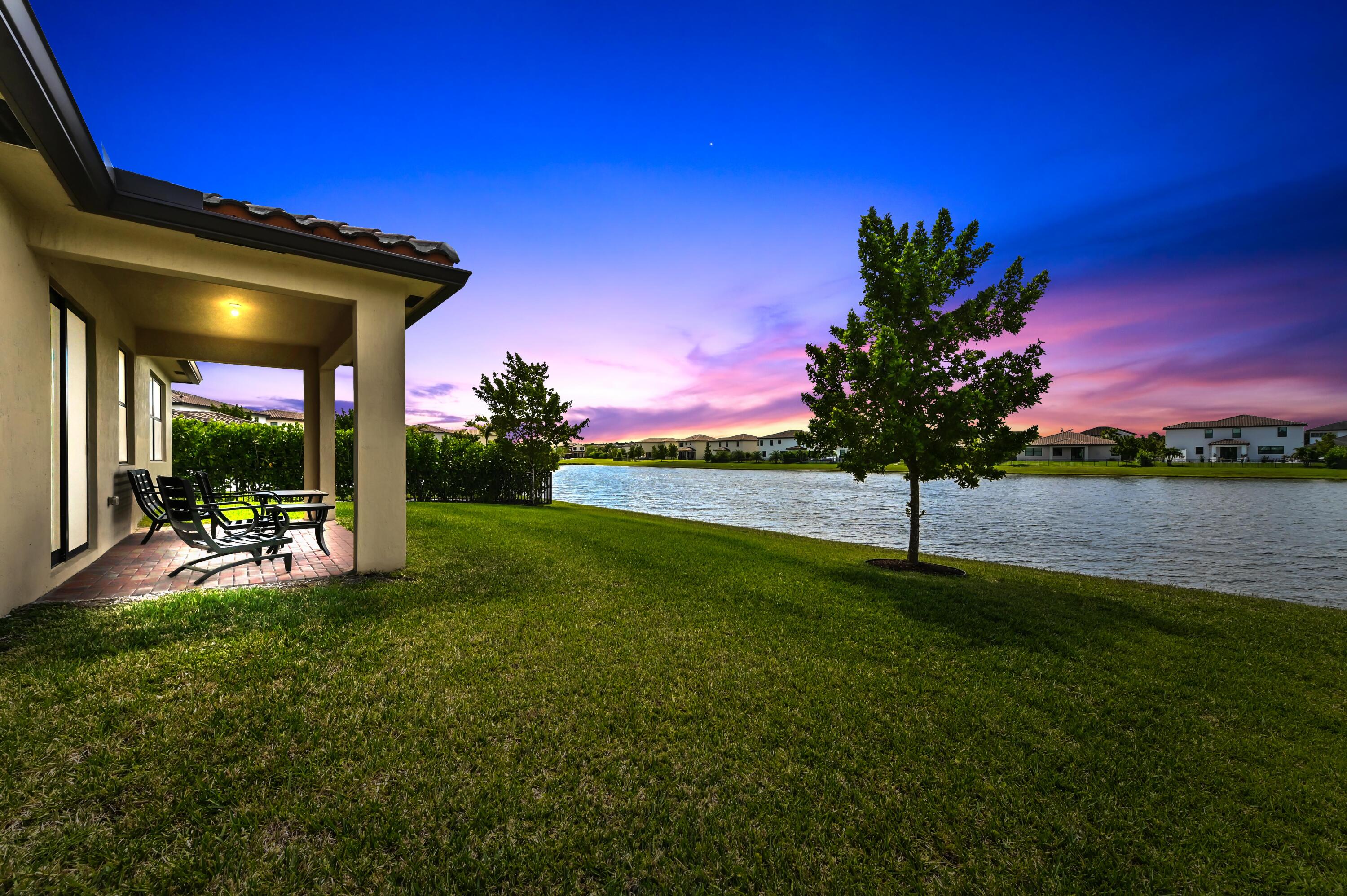 CRESTWOOD NORTH - Residential